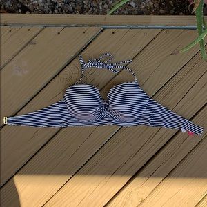 Victoria’s Secret Scalloped Edge Swim Suit Top